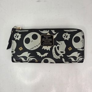 Disney The Nightmare Before Christmas Black and White Zip Wallet